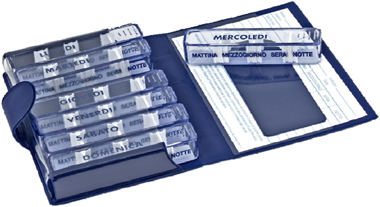 PORTAPILLOLE SETTIMANALE MEDIDOS BLU APERTURA/CHIUSA IN VELCRO 10,5X15,5X2,5 CM_ - Farmacianuova.eu