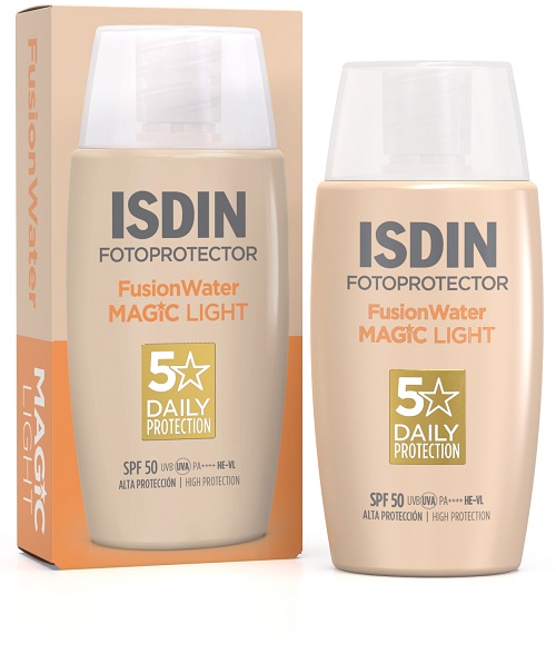 FUSION WATER MAGIC COLOR LIGHT SPF50 50 ML - Farmacianuova.eu